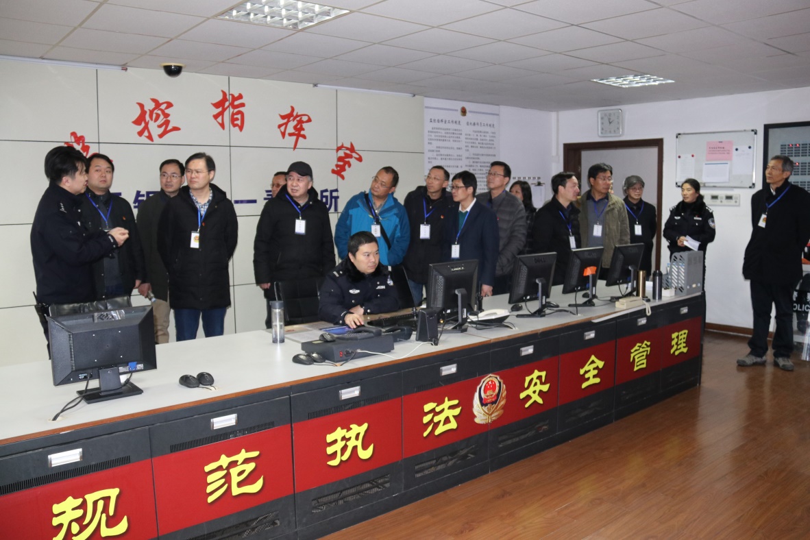 滨江学院赴无锡市第一看守所开展警示教育