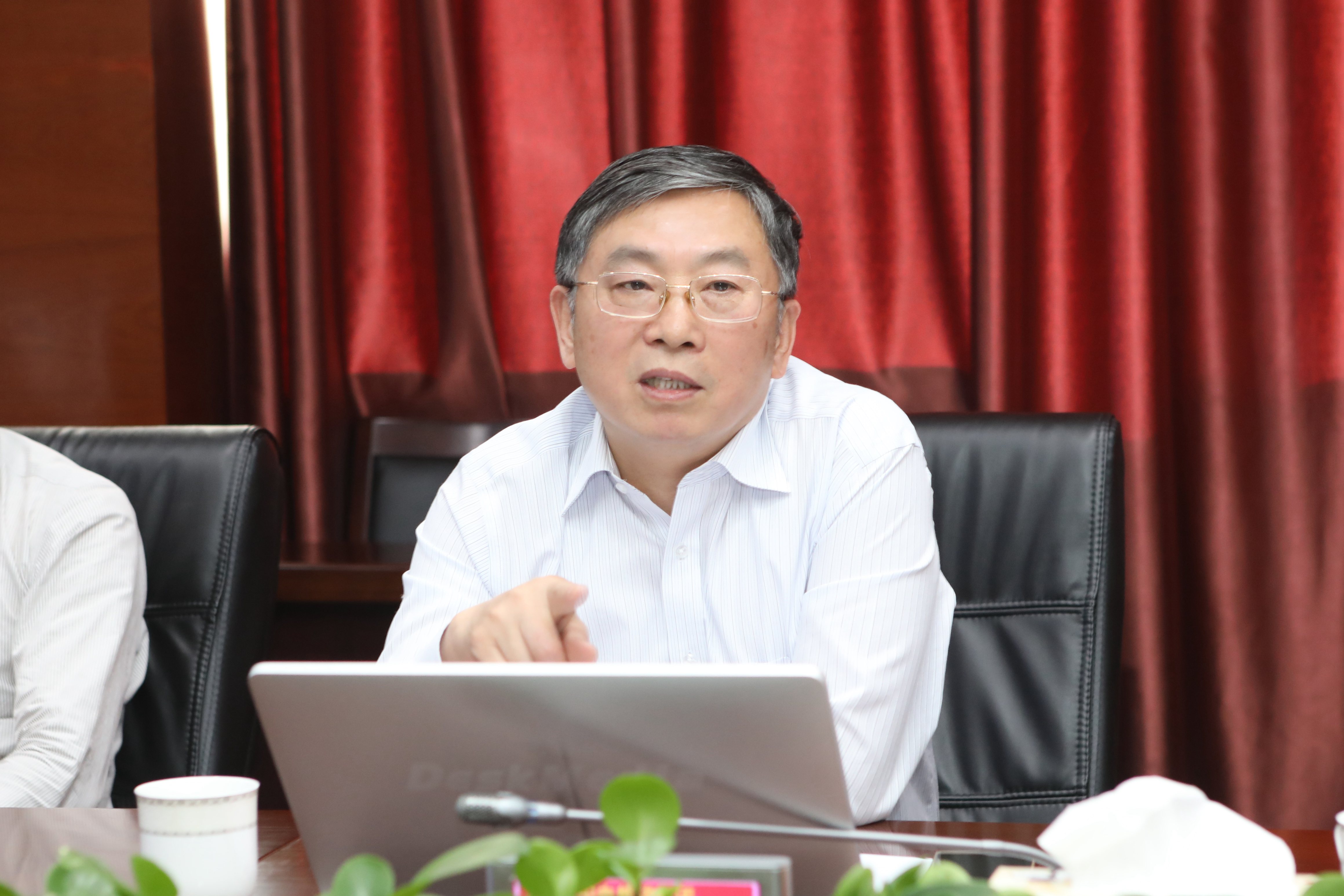 陈总经理.jpg